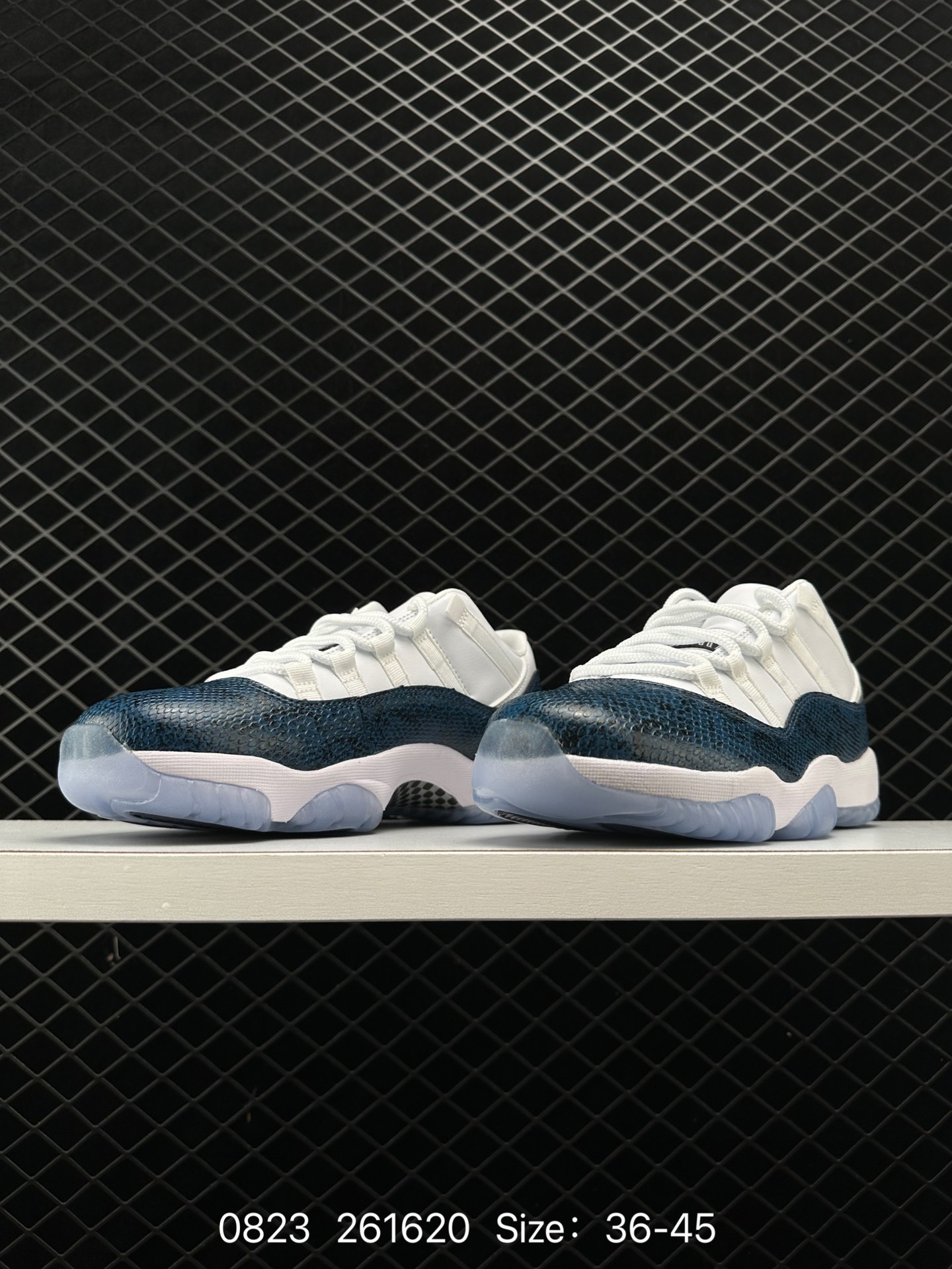 Nike Air Jordan 11 Retro Low”Concord“